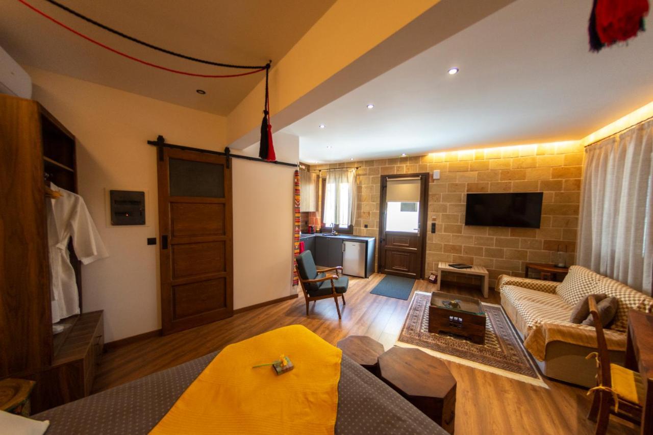 Utopia Luxury Suites - Old Town Rhodes City Екстер'єр фото
