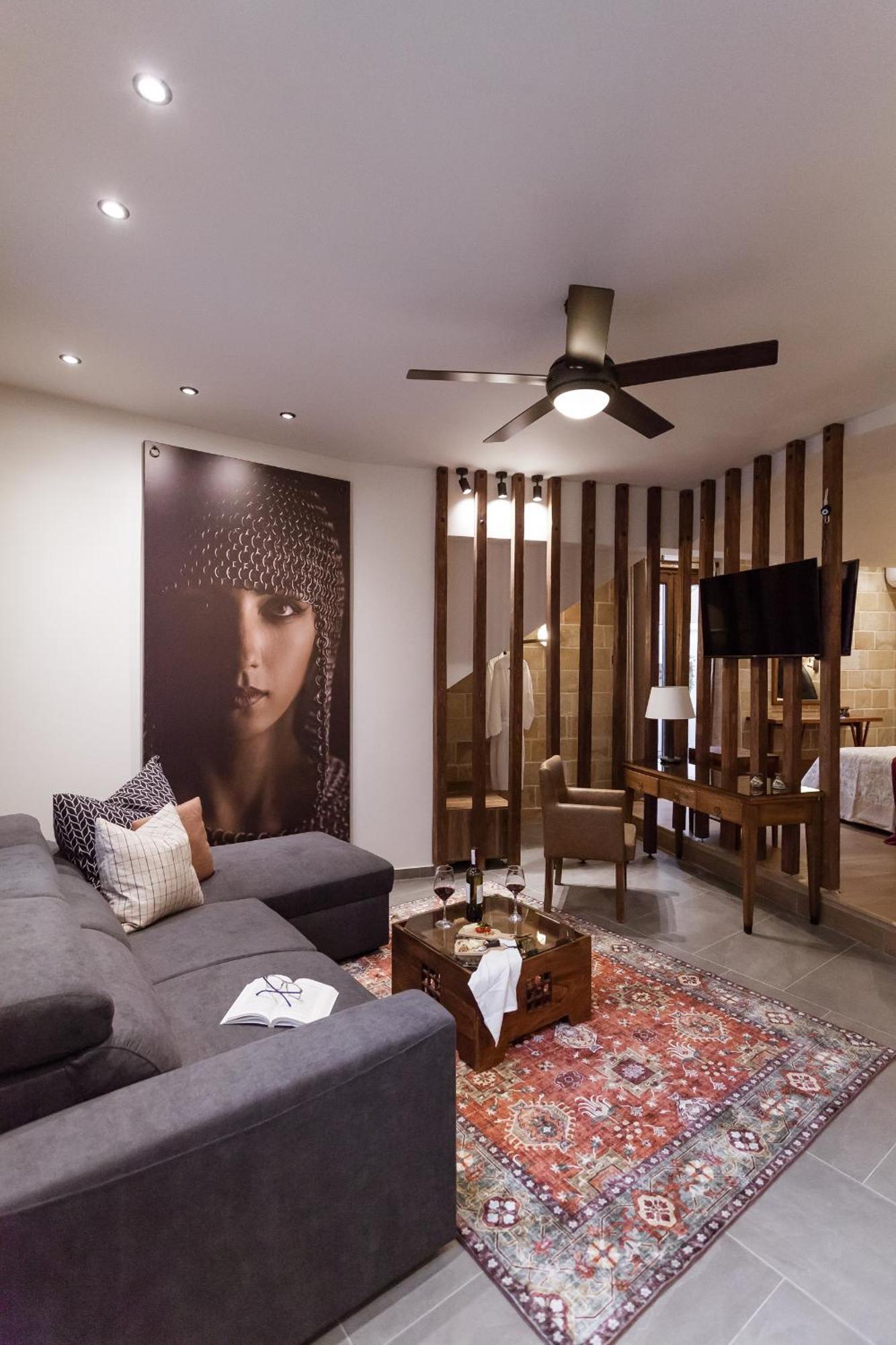 Utopia Luxury Suites - Old Town Rhodes City Екстер'єр фото