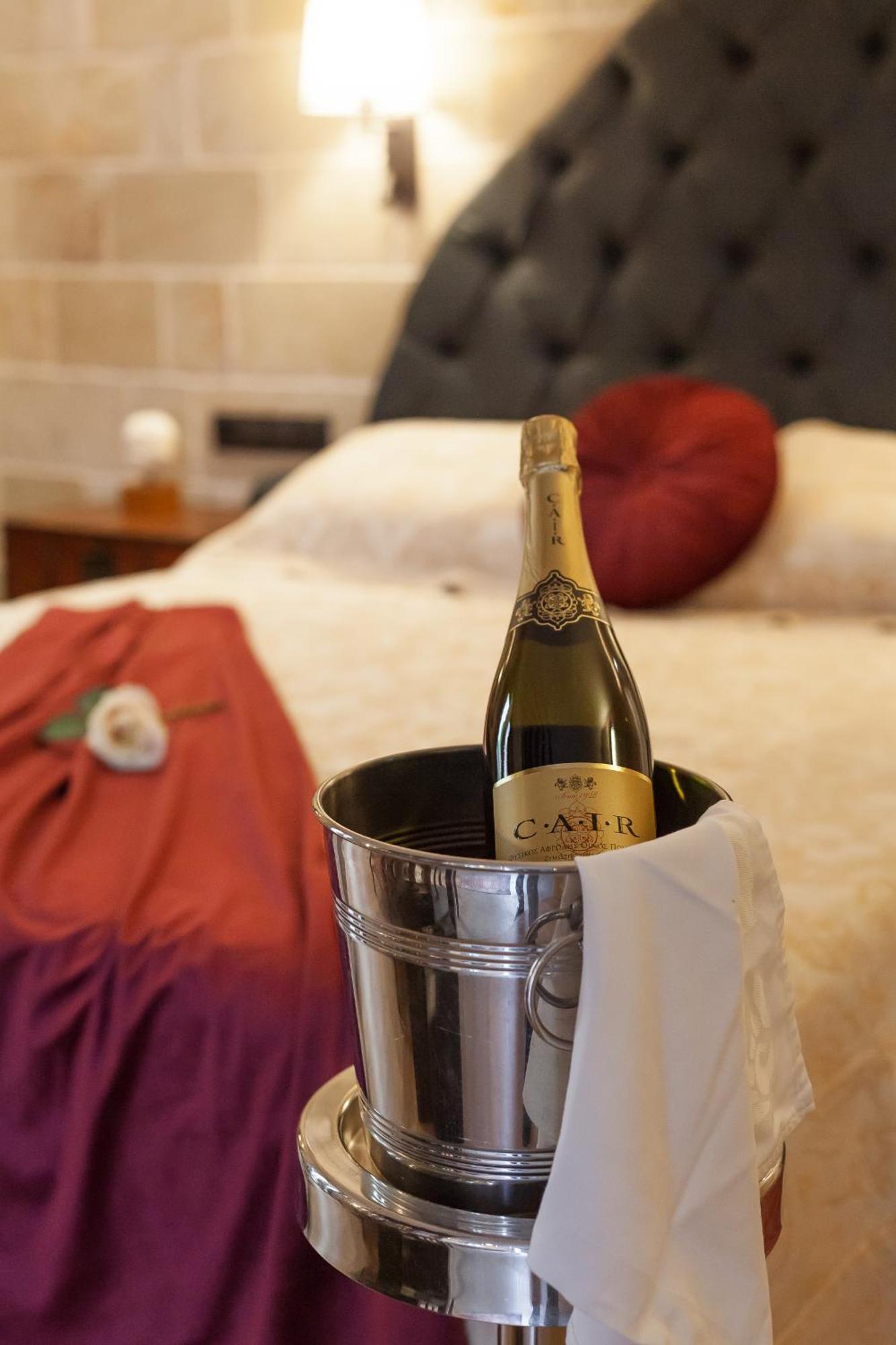 Utopia Luxury Suites - Old Town Rhodes City Екстер'єр фото