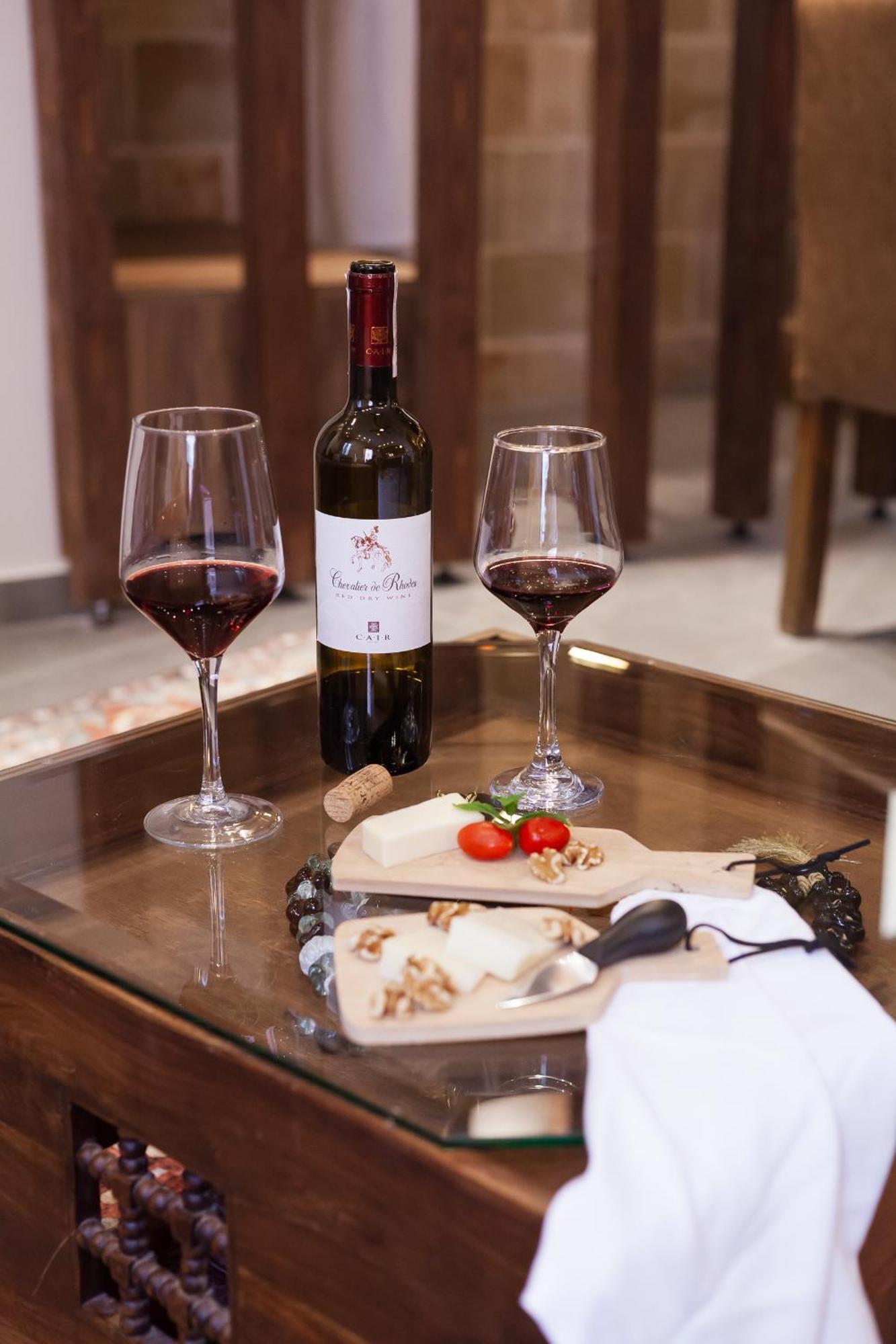 Utopia Luxury Suites - Old Town Rhodes City Екстер'єр фото