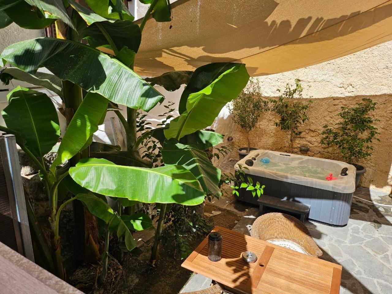 Utopia Luxury Suites - Old Town Rhodes City Екстер'єр фото