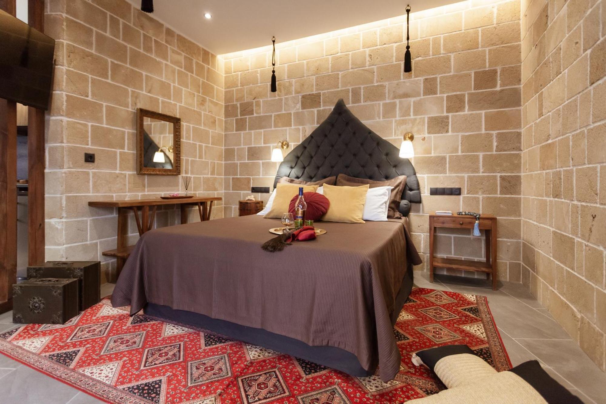 Utopia Luxury Suites - Old Town Rhodes City Екстер'єр фото